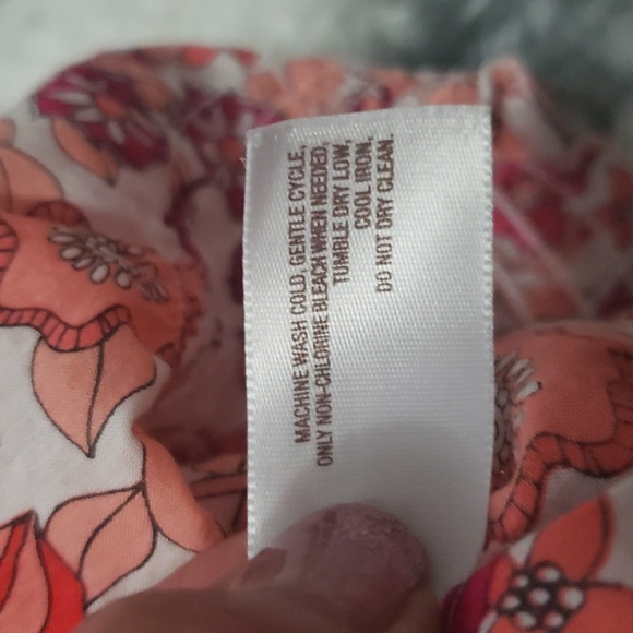 Old Navy Top - Picture 7 of 7